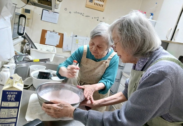 調理レクリエーションの様子